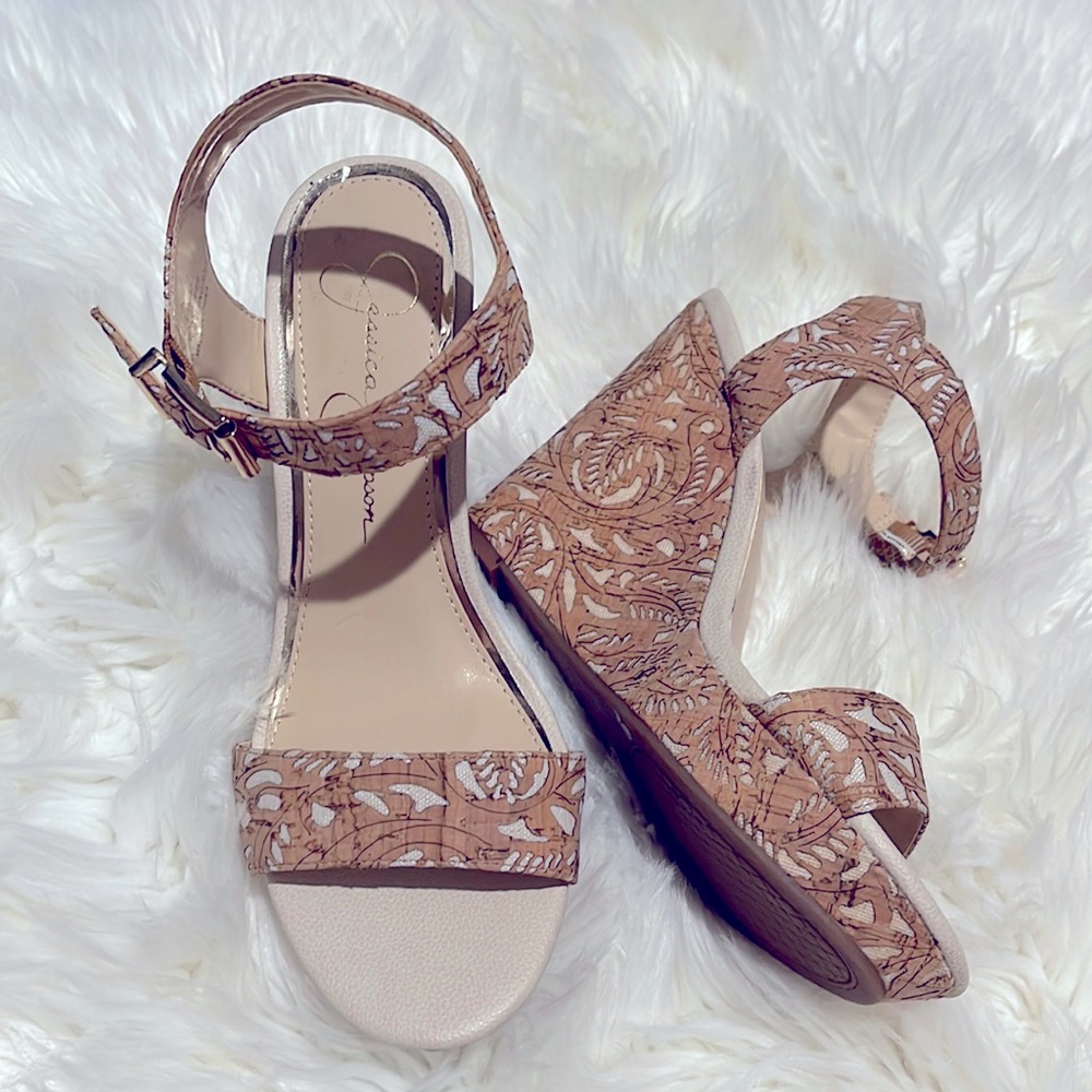 Jessica Simpson Wedges